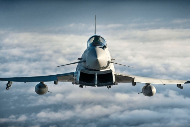 Lockheed Martin Faces Billions in F-35 Cuts Under U.S. Policy Shift