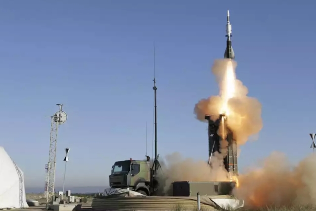 European Nations Prioritizing Europe-made IRIS-T & SAMP-T over American Patriot Air Defense Systems?