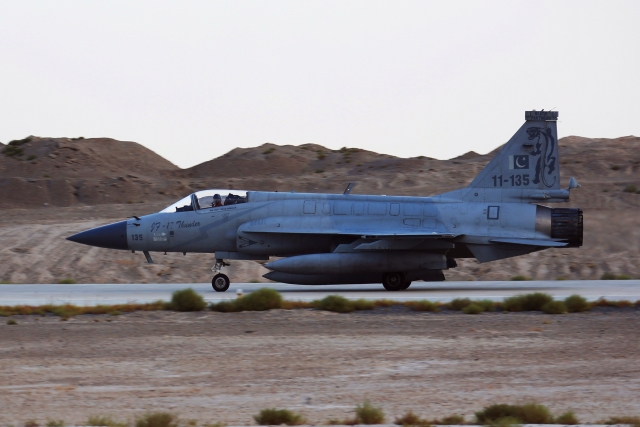 Pakistan Air Force Inducts 14 JF-17 Dual-seat Jets