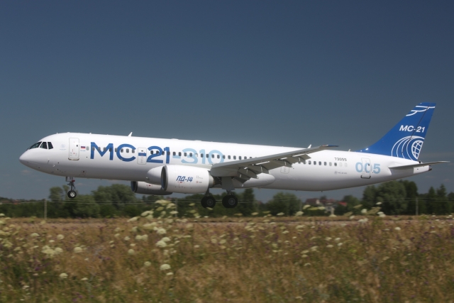 Ruselectronics Develops Components to Replace U.S.-made Electronics in SSJ-100, MC-21 Airliners