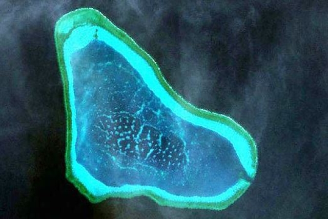Manila Fumes as China sets up floating barrier in Disputed Panatag Shoal