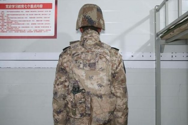 Chinese Soldiers in Tibet Get New Tactical Vests