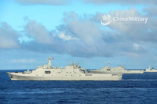 Chinese Amphibious Landing Ships, Stealth Missile Boats Simulate Landing on Taiwan