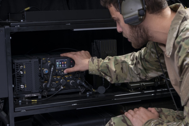 Sweden Orders Elbit E-LynX Software Defined Radios for Army