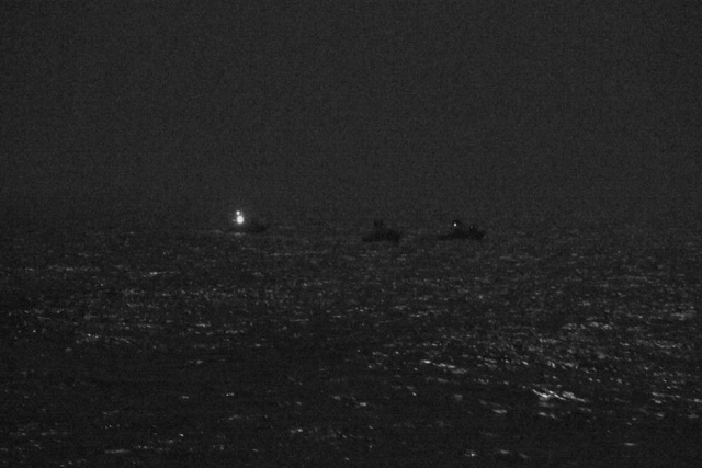 U.S. Fires 30 Warning Shots as Iranian Vessels 