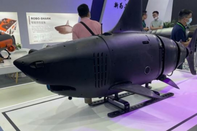 Land, Sea and Air Combat Robots Displayed at Beijing Expo