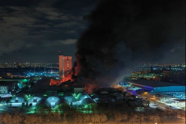 Huge Fire Breaks Out at Russian Defense-Linked Institute Near Kremlin