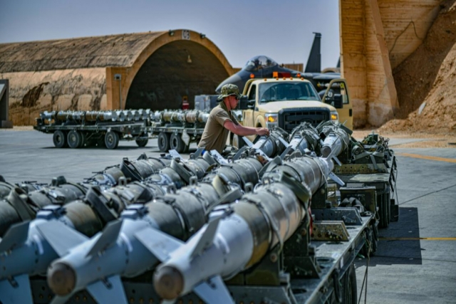 Modified U.S. F-15E Jets Transport 2X JDAM Munitions to U.A.E. Base