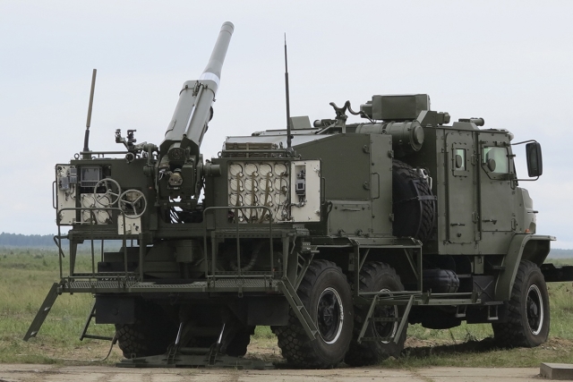 Russia Unveils New Wheeled Artillery - 
