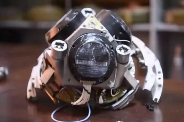 Russian Specialists Study ATACMS Missile Guidance System