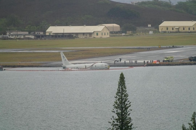 U.S. Navy's Boeing P-8A Overshoots Runway in Hawaii, Falls in Sea