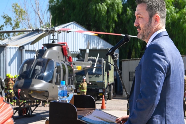 Argentine Army Unveils Bell 407 GXi Helicopters