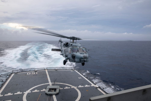Lockheed Martin Contracted to Produce 12 MH-60R Seahawk Helicopters for Australian Navy