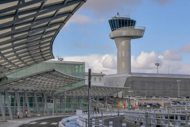 French Airports Receive 70 Bomb Threats in a Week