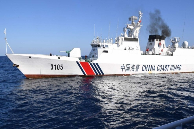 Chinese Coast Guard Expels Japanese Fishing Vessel Near Diaoyu Dao