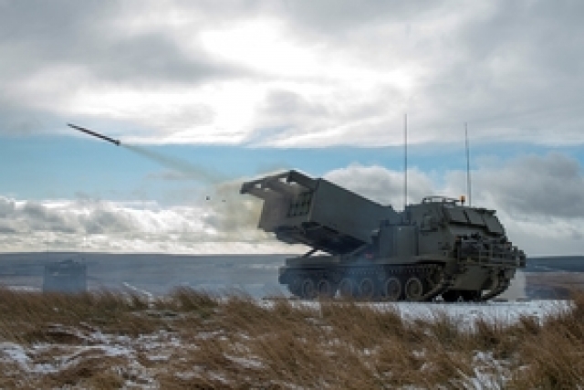 UK to Gift M270 Multiple-Launch Rocket Systems to Ukraine