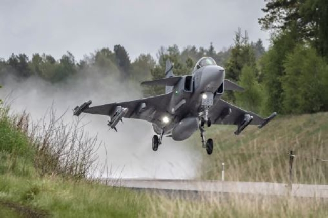 Sweden Considers Sending Gripen Fighter Jets to Ukraine
