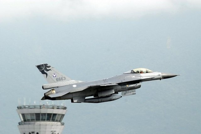 Taiwan Vulnerable as it Grounds F-16 Jets After One Goes Missing