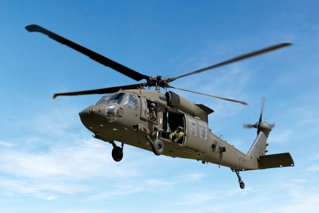 Days After Fatal MRH-90 Helicopter Crash, Australian Army Receives First UH-60M Black Hawk