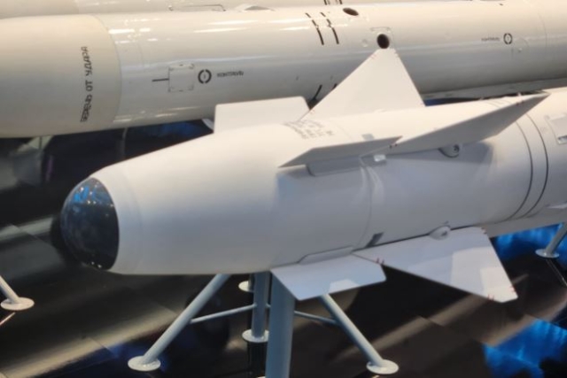 Popular Russian Air-to-Air Missile Upgraded with Anti-Electronic Interference Capability