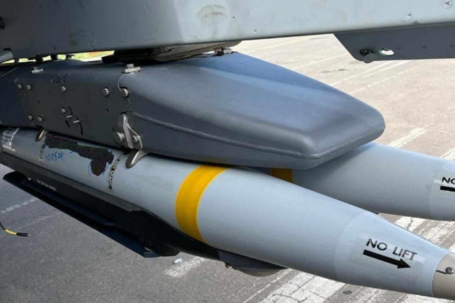 New Russian D-30SN Glide Munition Better than GBU-39 Small Diameter Bomb?