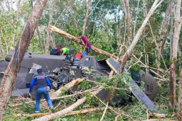 Thai Black Hawk Helicopter Crashes, Southern Army Chief, 6 Others Hurt