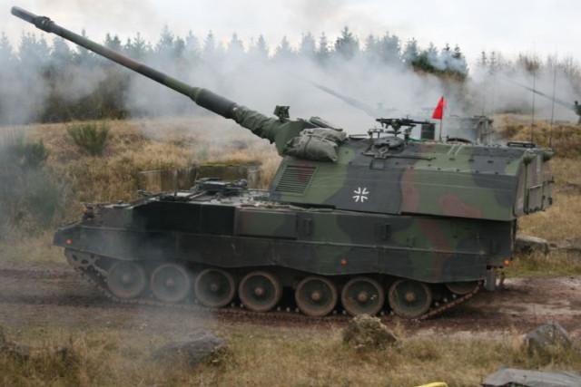 Germany to Purchase 10 PzH 2000 Howitzers to Replace Ukraine-Transferred ones