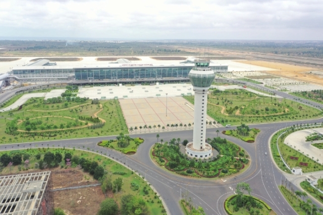 Chinese-built Airport Inaugurated in Angola