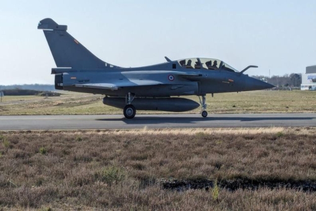 French DGA Receives Two Twin-Seater Rafale B Aircraft for Upgrade to F4.1 Standard