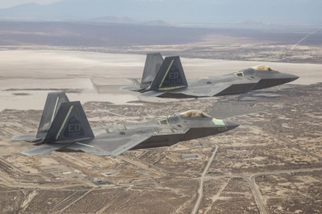 Six F-22 Raptors Headed to Poland