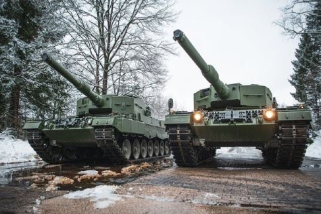 First Two Dutch-Danish Leopard 2A4 Tanks for Ukraine Ready for Delivery