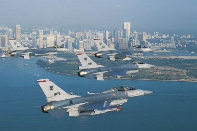 Lockheed Martin, DSTA to Improve Singapore's F-16 Maintenance Through Data Analytics