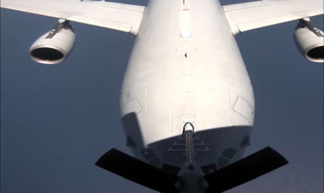 Airbus Performs First Automatic Air-To-Air Refuelling Contact With Large Aircraft Receiver