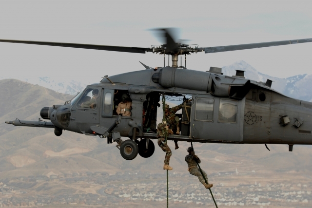 Egypt to Modernize 43 Apaches for $2.3B