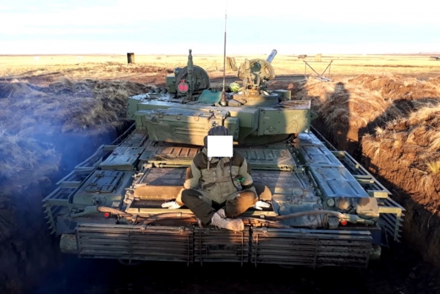 Russia Begins Trials of Arena-M Countermeasure Equipped on T-72 Tanks