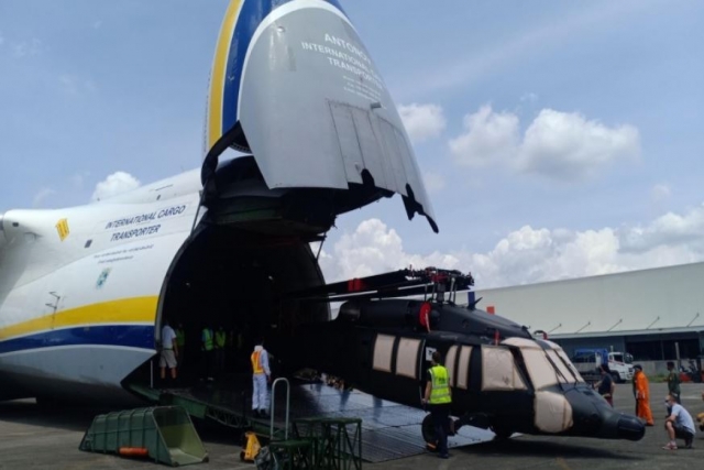 Poland Delivers 5 New S-70i Choppers to Philippines