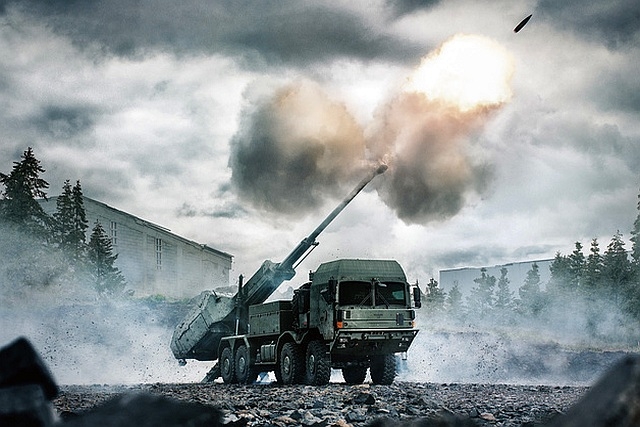 BAE Systems Unveils New ARCHER Mobile Howitzer at DSEI 2019