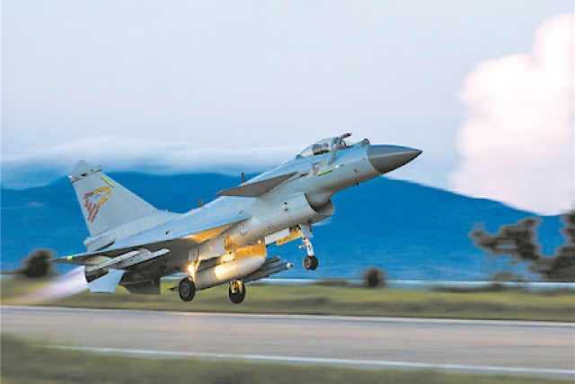 Pakistan Orders 25 Chinese J-10C Fighters