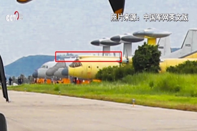 China Reveals AWACS Plane with Aerial Refueling