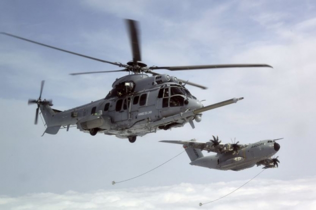 French DGA Conducts Helicopter Refueling by A400M Aircraft