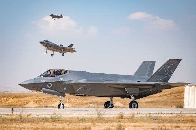 Israel to Oppose F-35 jets Sale to UAE, Maintain Qualitative Military Edge