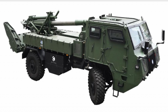 Bharat Forge Unveils Indigenous Multi-terrain Artillery Gun 155 –BR