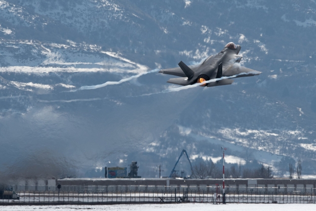 Elbit to Manufacture F-35 Jet's Full Motion Video Data Link