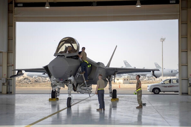 US Deploys F-22 Raptors Jets in UAE to Counter Yemeni Missile Attacks 