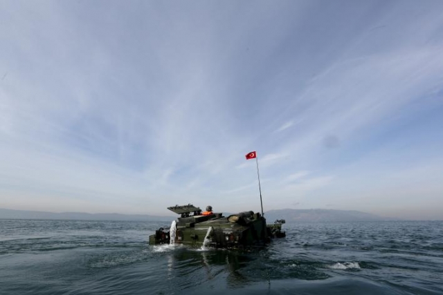 Turkish Firm to Sell Amphibious Combat Earthmover to Philippines