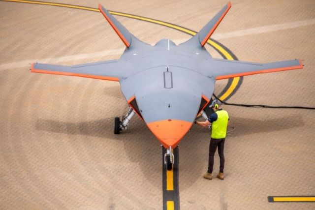 Australia Agrees to Co-Develop 3 More Loyal Wingman Uncrewed Aircraft