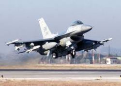 US Delivers Four F-16 Fighters To Iraq
