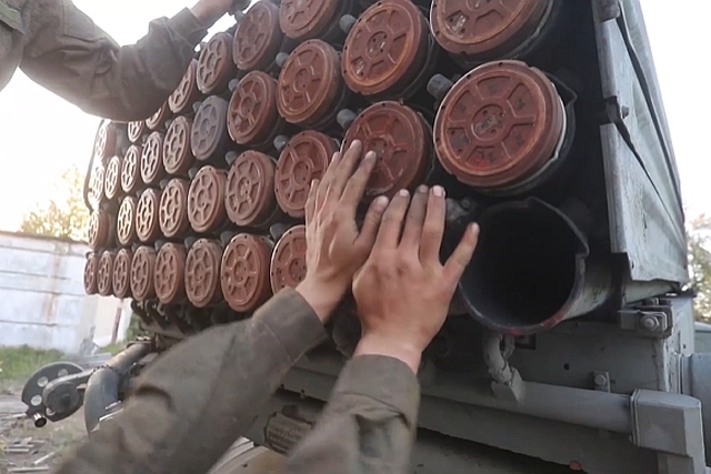 EU to Jointly Procure 1 Million Artillery Shell for Ukraine worth 4 Billion Euro