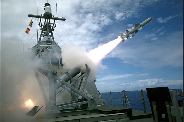 Boeing Awarded $1.17 Billion to Procure 400 Harpoon Block II Missile