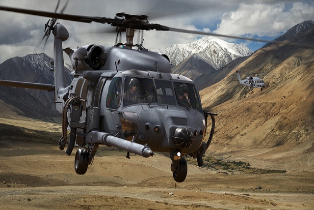 USAF Awards Sikorsky $500M for 12 HH-60W Gunships 